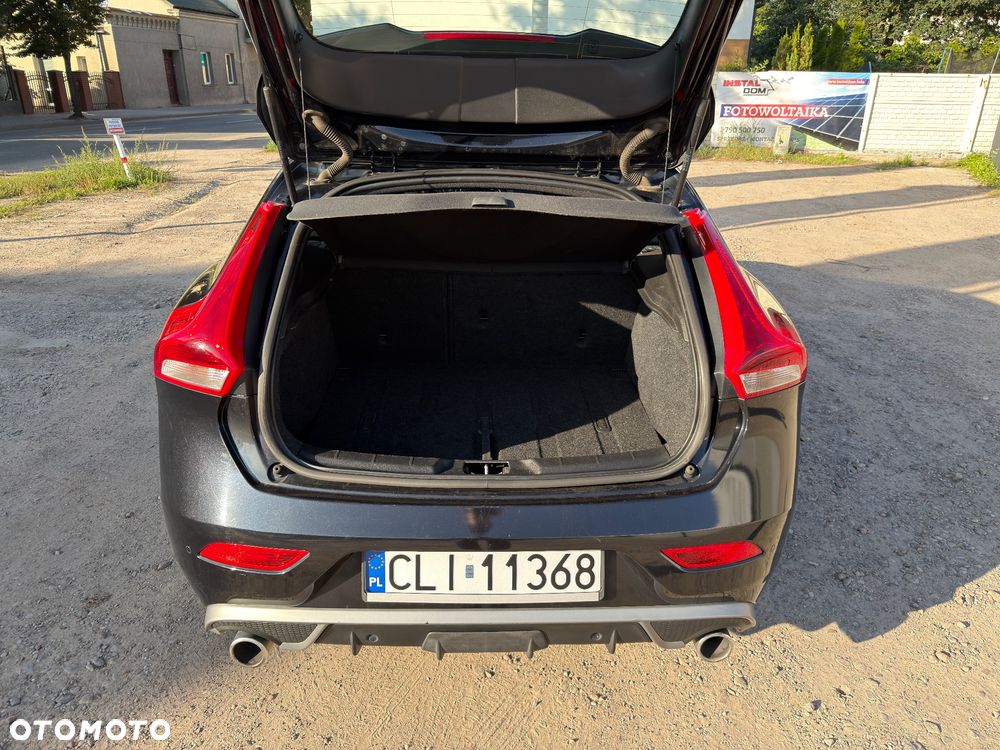 Volvo V40 - 13