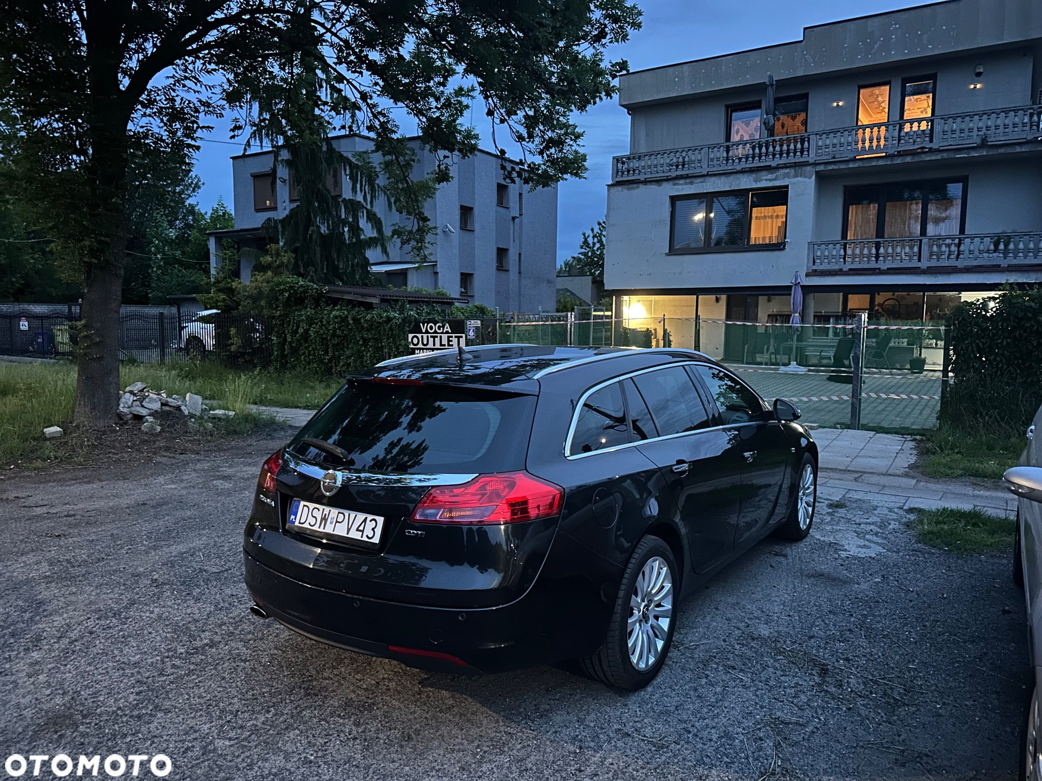 Opel Insignia 2.0 CDTI Sports Tourer Cosmo - 4