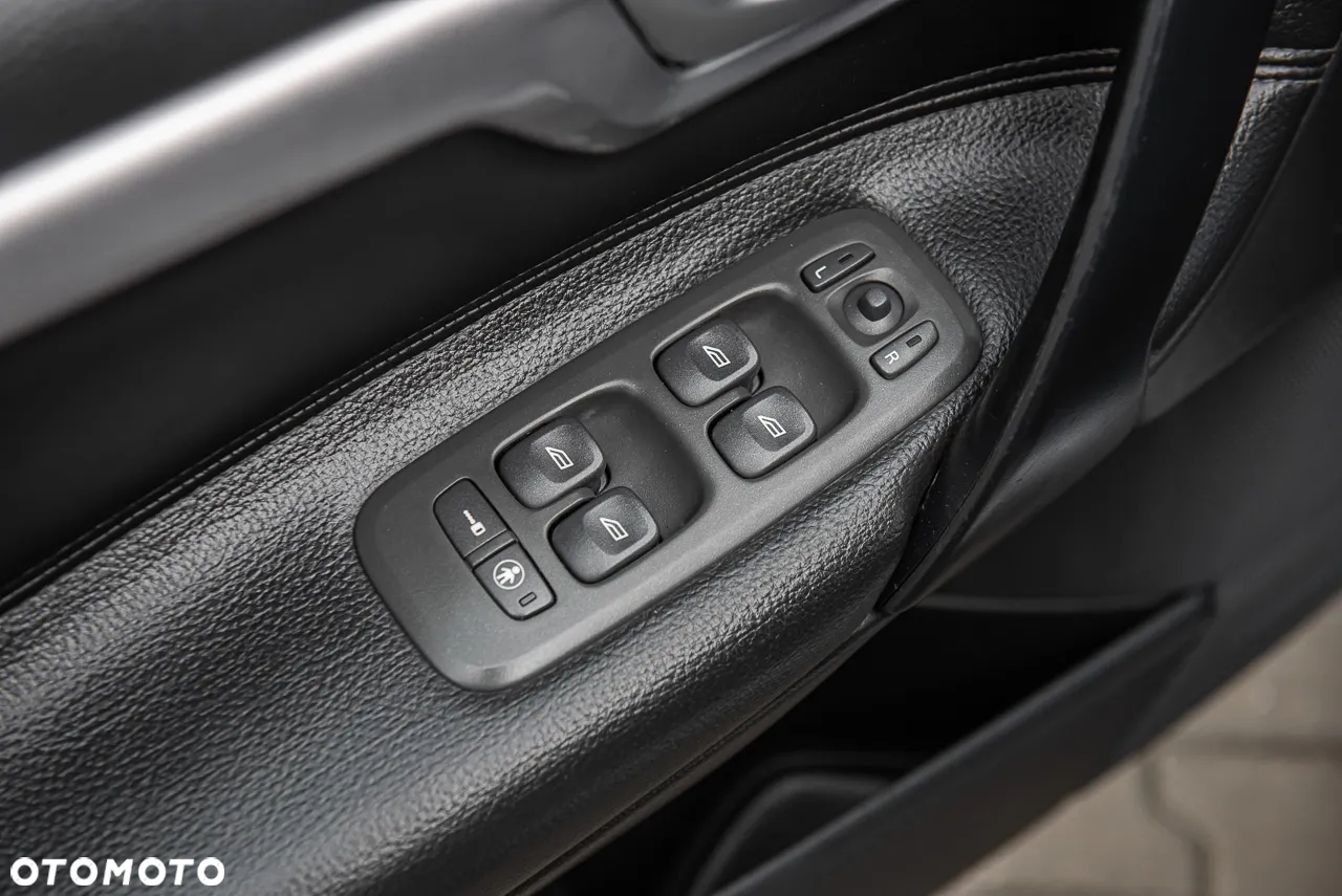 Volvo S60 - 17