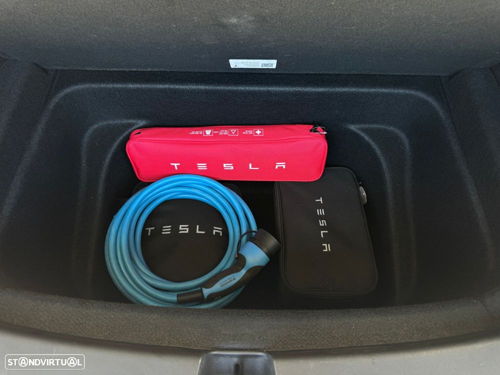 Tesla Model Y Long Range Tração Traseira - 41