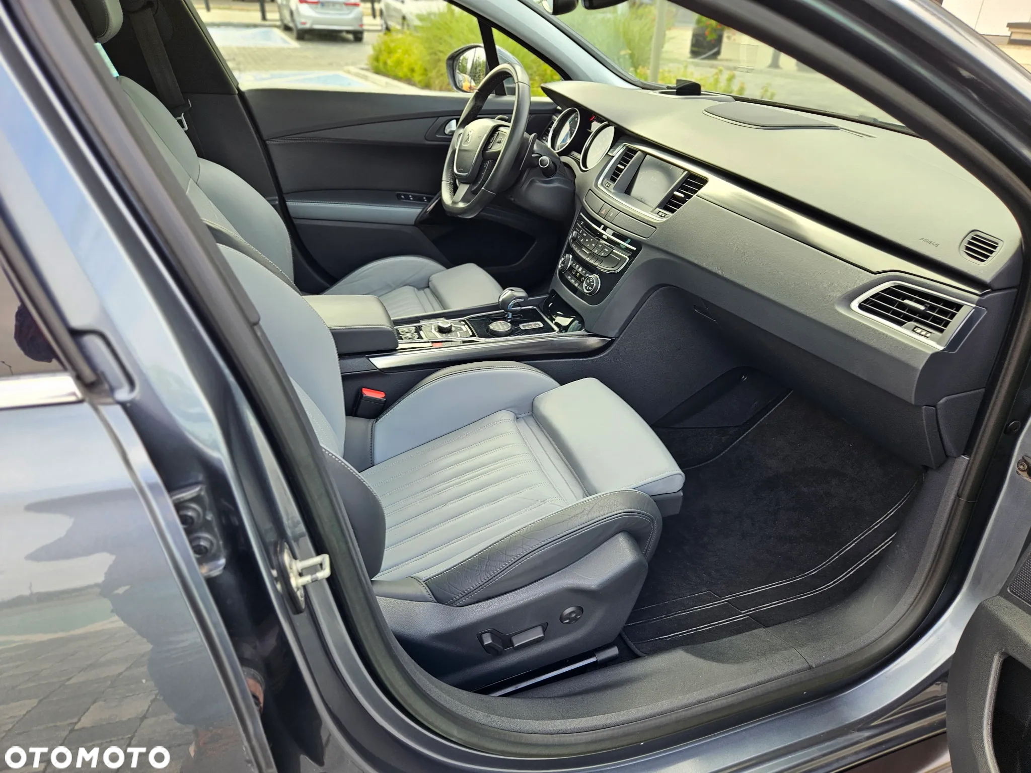 Peugeot 508 RXH Hybrid4 - 20