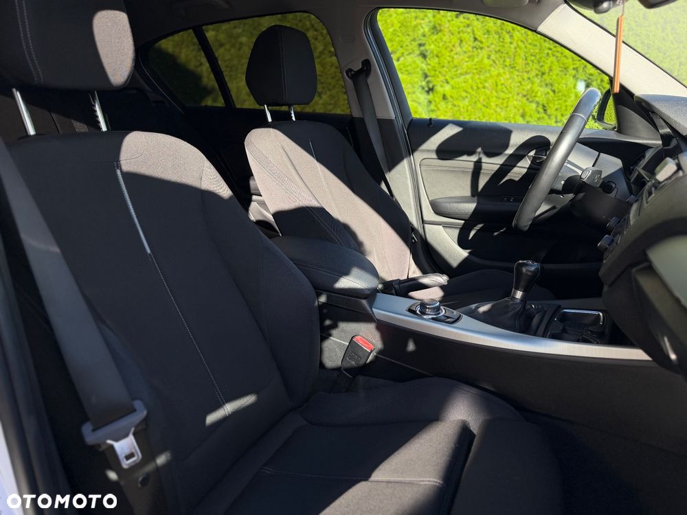 BMW Seria 1 - 16