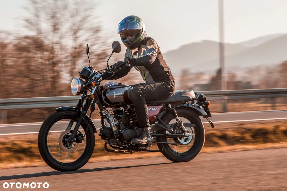 Junak RAW 50