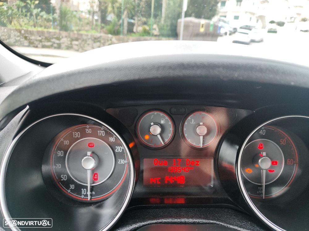 Fiat Punto 1.3 M-Jet Easy S&S - 15