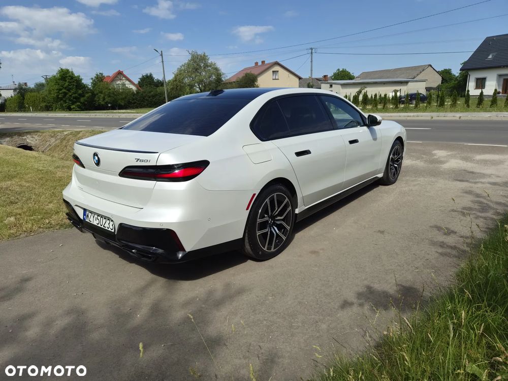 BMW Seria 7 - 11