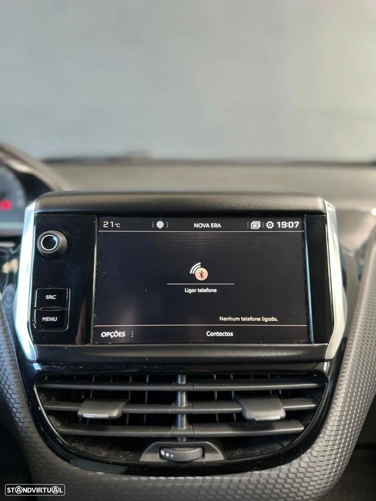 Peugeot 2008 1.2 PureTech Style - 11