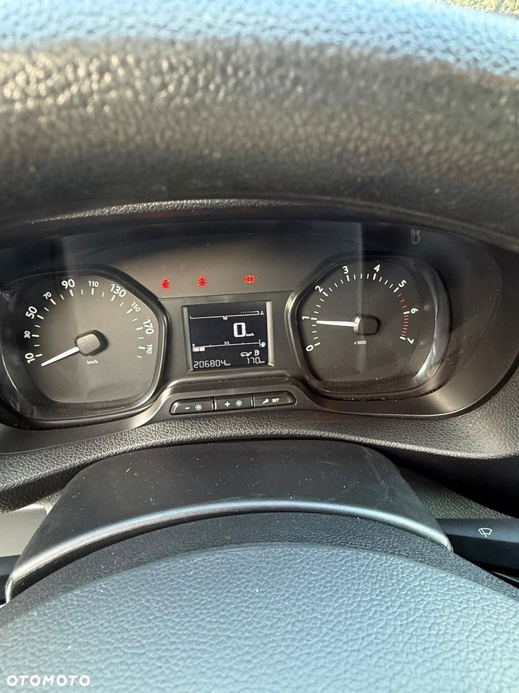 Toyota Proace Long - 9