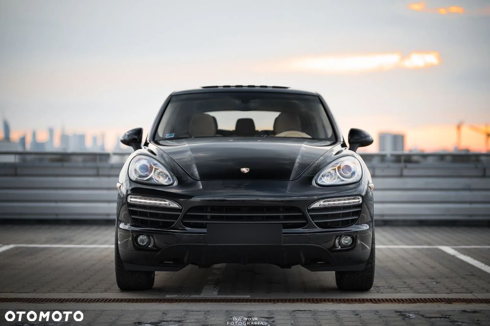 Porsche Cayenne 2011 photo 4