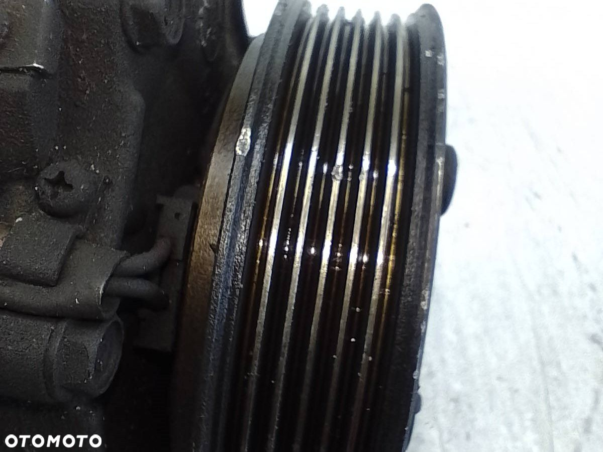 POMPA, SPRĘŻARKA KLIMATYZACJI PEUGEOT 407 9656574080 2.0 HDI - 7