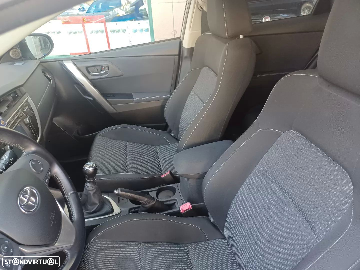 Toyota Auris 1.6 Valvematic Edition - 22