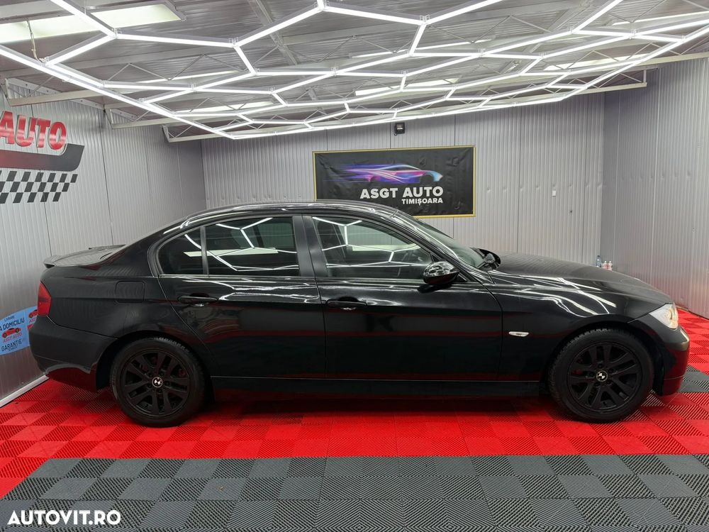 BMW Seria 3 320d Touring - 21