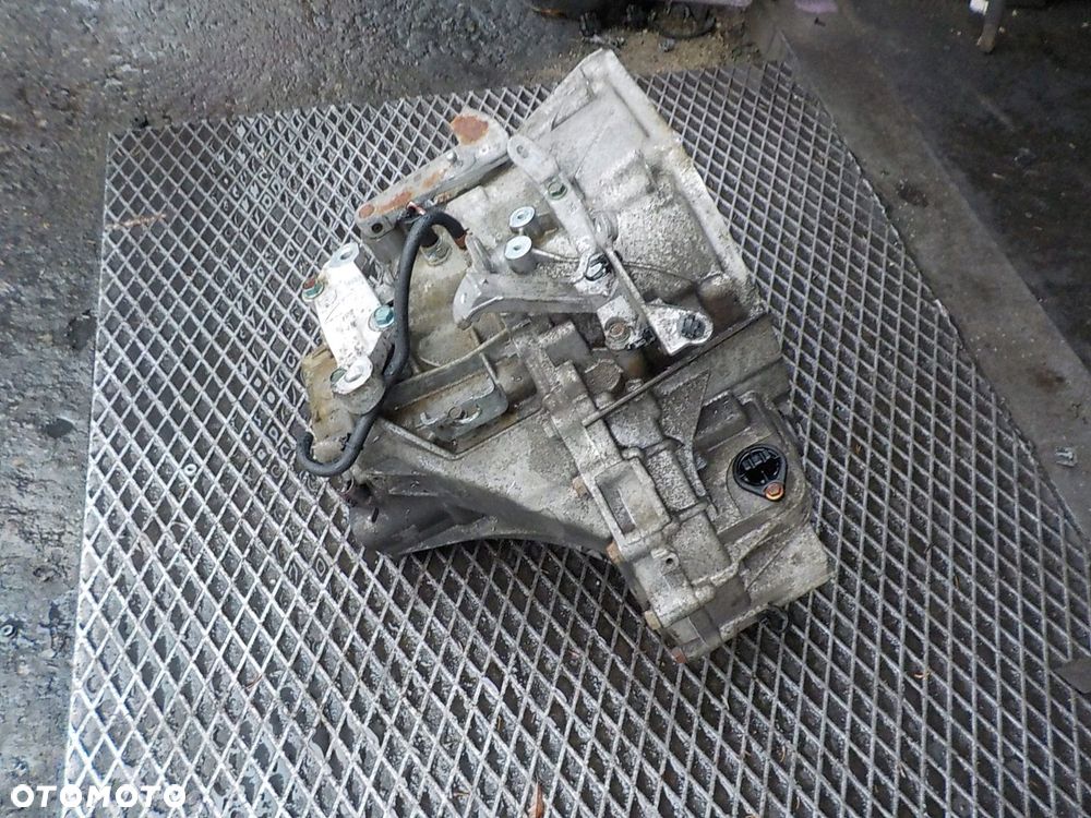NISSAN QASHQAI J10 KALEOS 2.0 DCI SKRZYNIA BIEGÓW 3UB0BVA 11253J0700 - 4