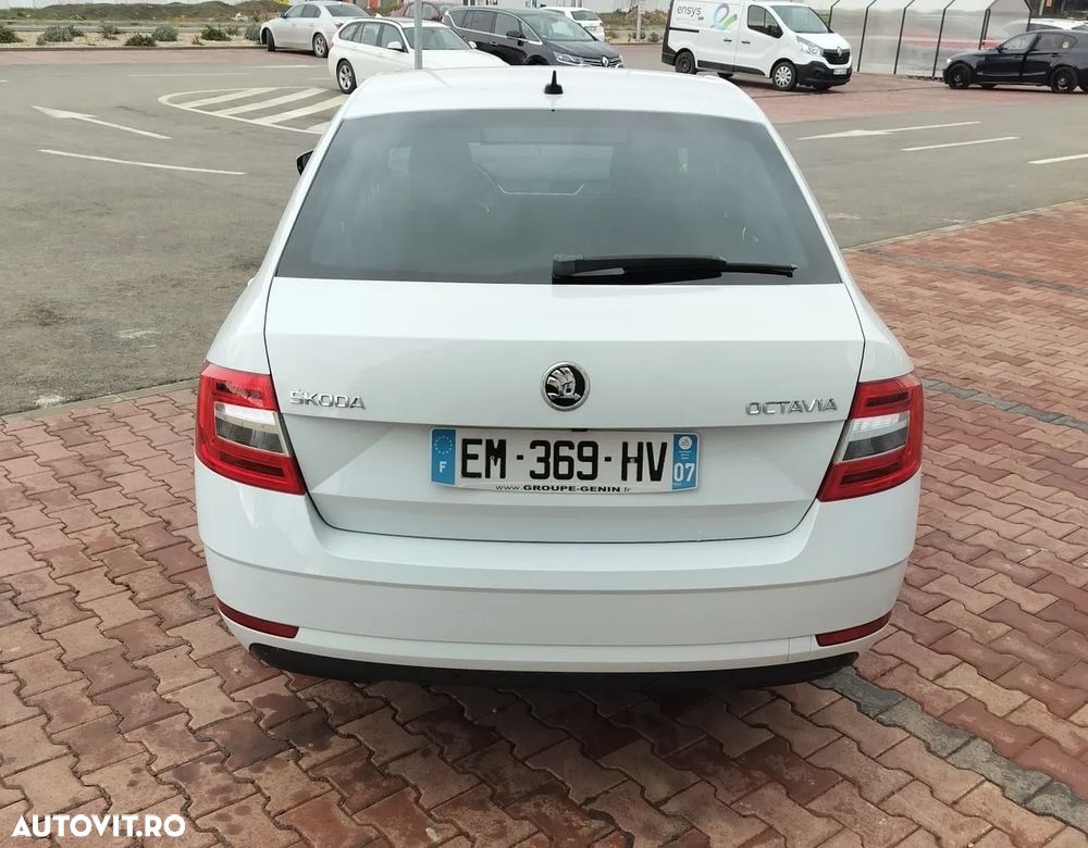 Skoda Octavia 2.0 TDI Style - 5