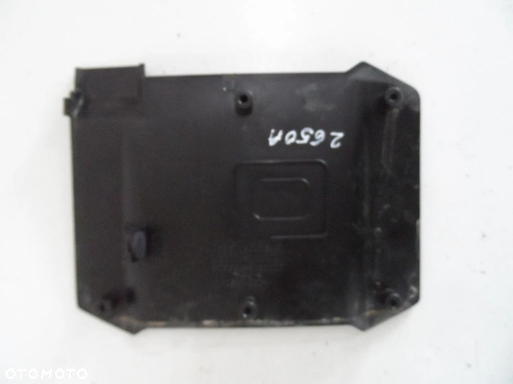 Kawasaki Z650 osłona plastikowa zaślepka - 2
