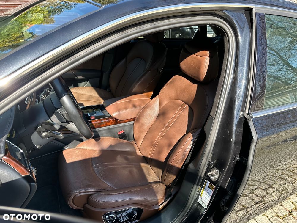 Audi A8 4.0 TFSI L Quattro - 16