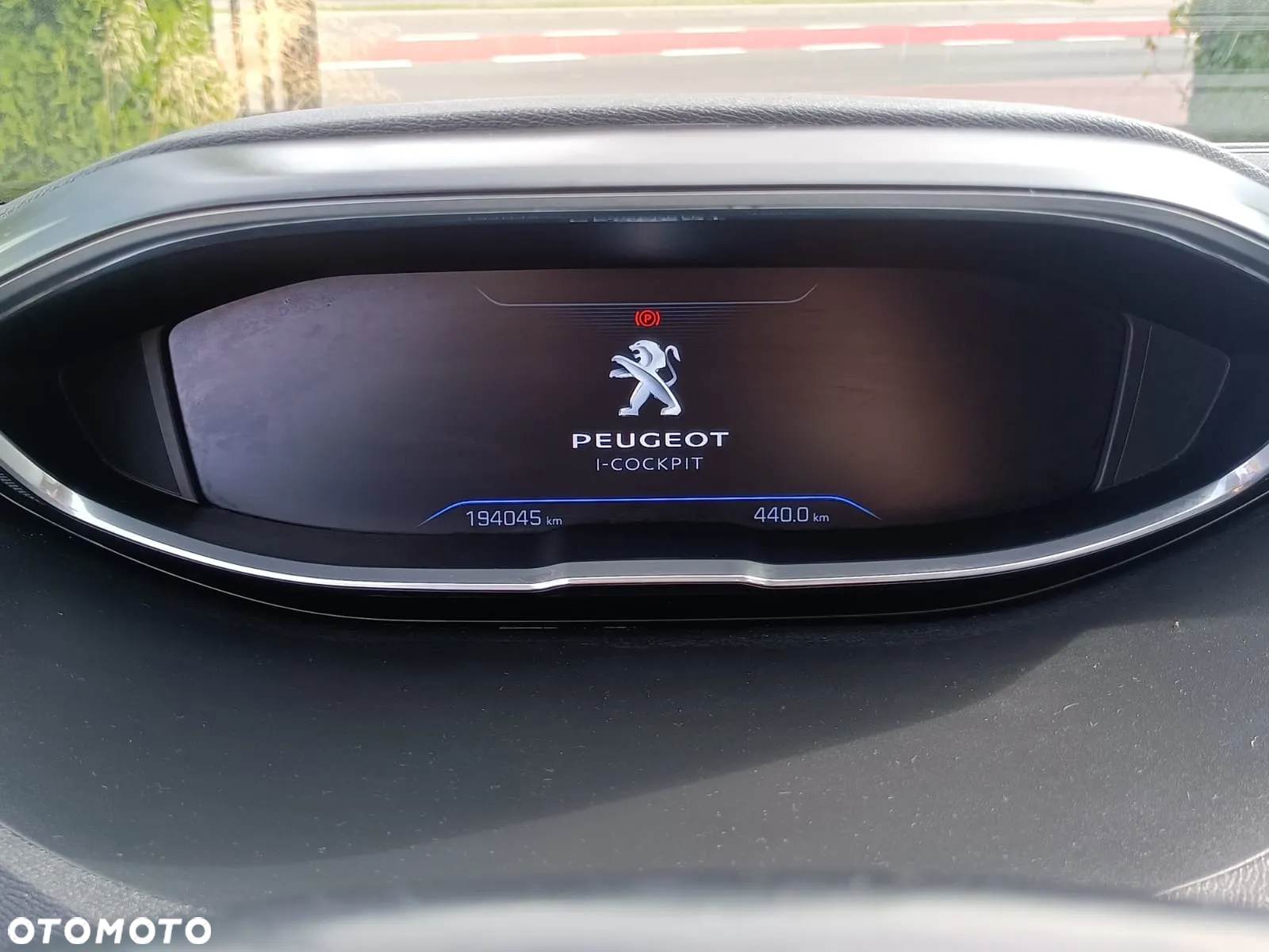 Peugeot 3008 1.6 BlueHDi Active S&S EAT6 - 32