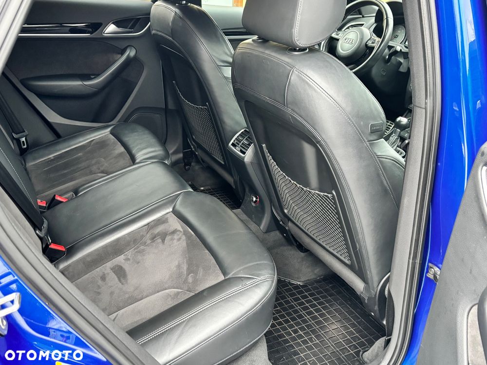 Audi RS Q3 Standard - 12