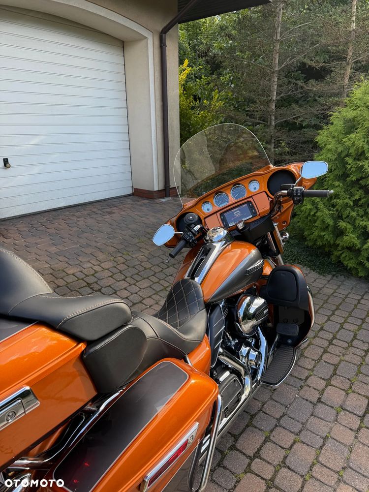 Harley-Davidson FLHTCU Ultra - 3
