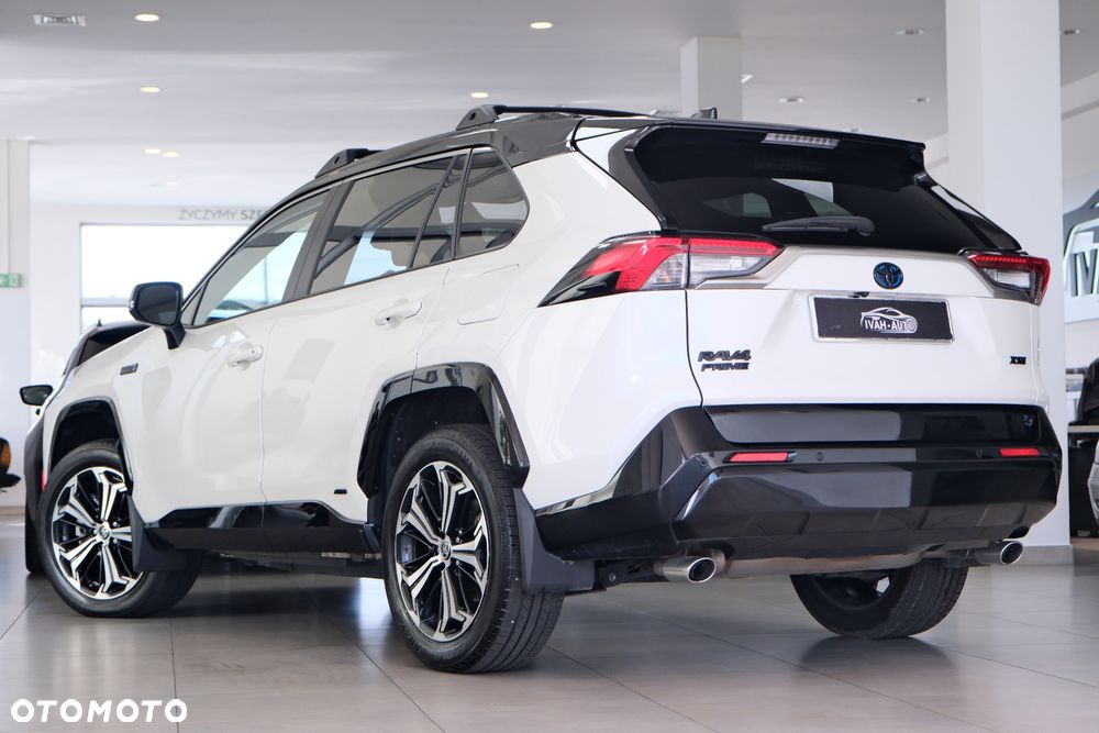 Toyota RAV4 - 8