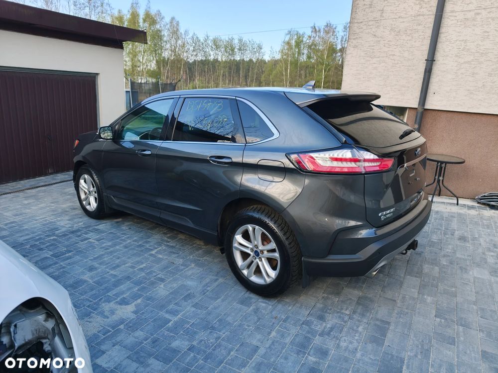 Ford Edge 2.0 EcoBlue Bi-Turbo 4x4 Titanium - 8