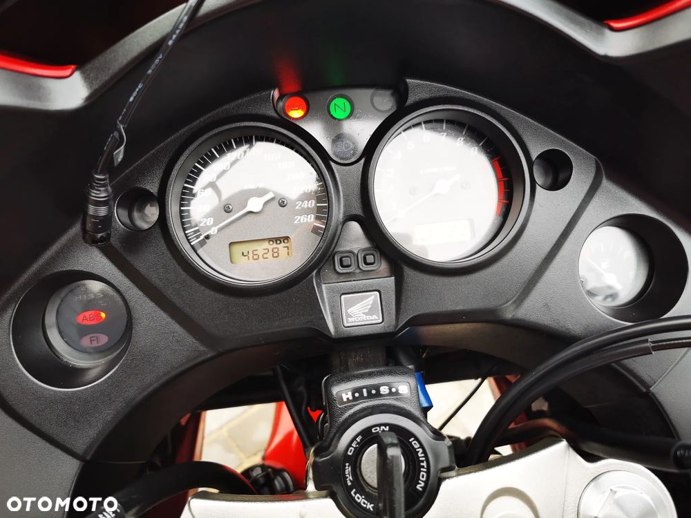 Honda CBF - 26