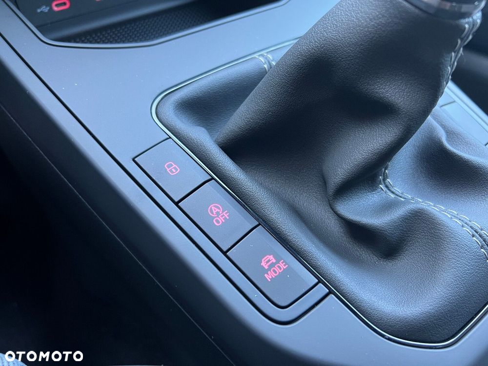 Seat Arona - 28