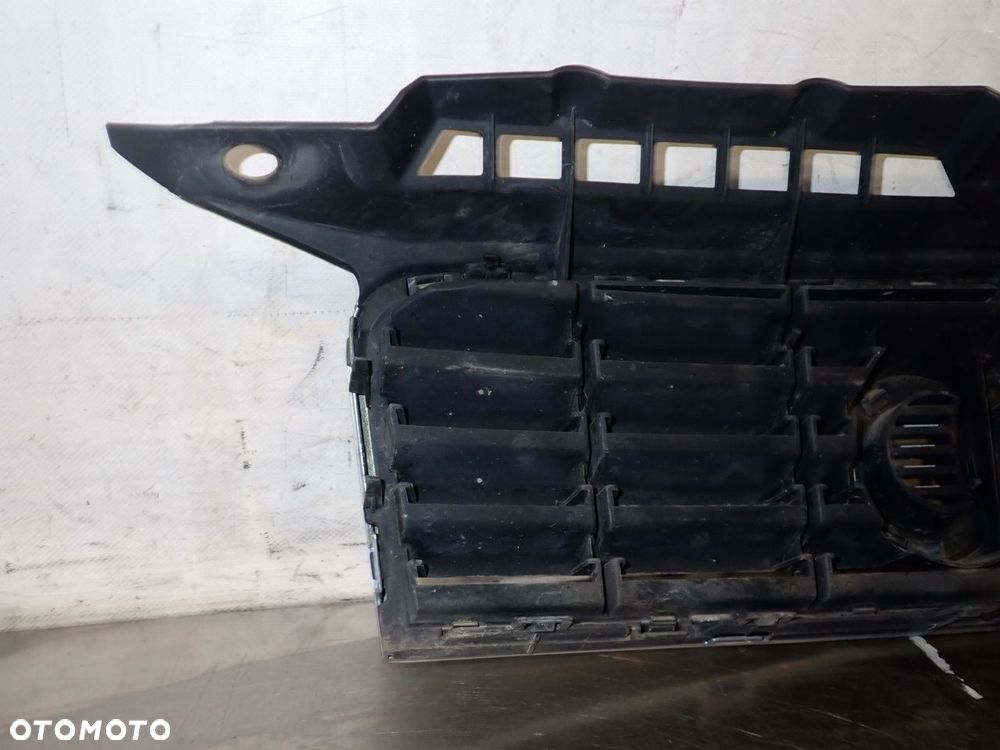 GRILL ATRAPA AUDI A3 8P 2.0TDI 8P3853651 - 10