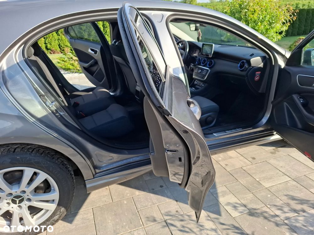 Mercedes-Benz Klasa A 180 CDI BlueEFFICIENCY Edition Style - 22