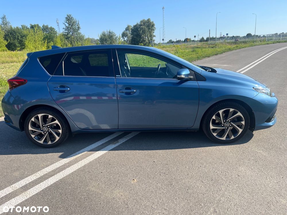 Toyota Auris 1.2 Turbo Edition-S - 12