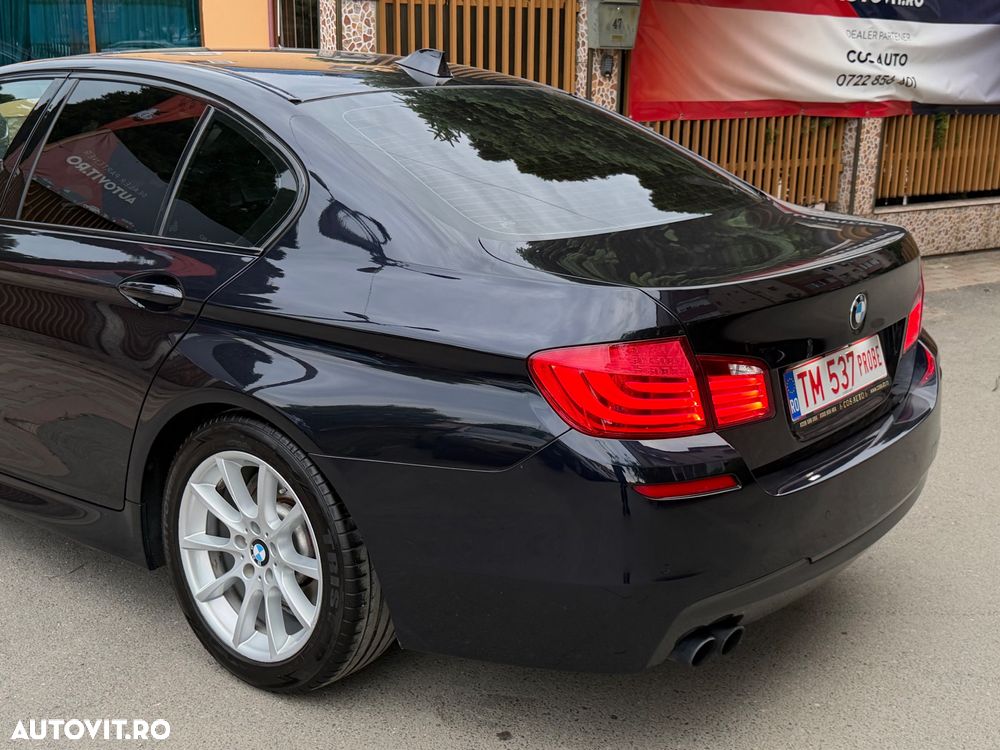 BMW Seria 5 528i xDrive Sport-Aut. - 25