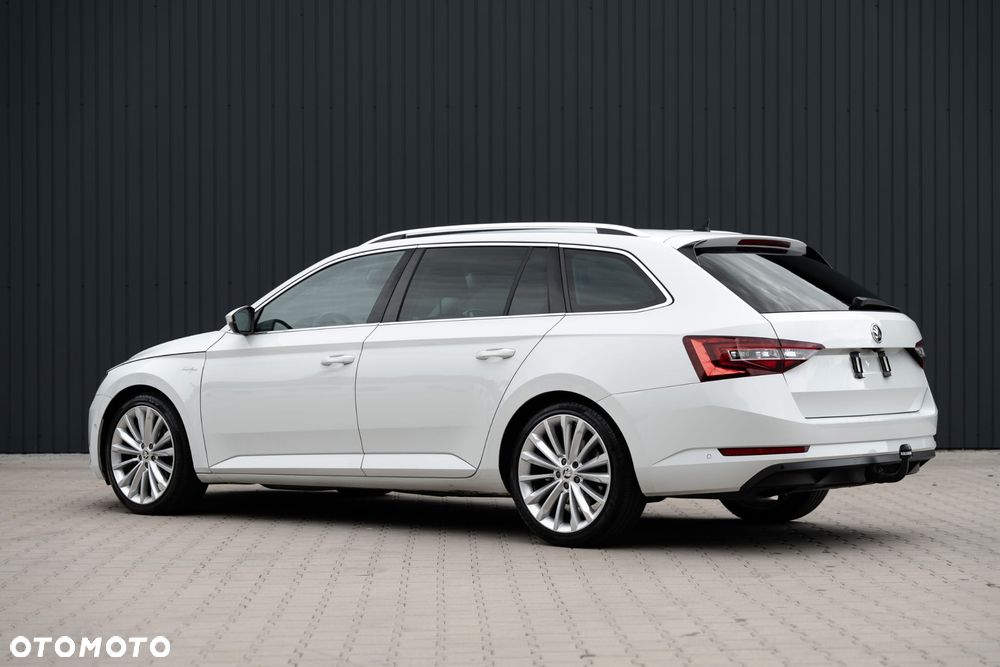 Skoda Superb 2.0 TDI L&K DSG - 9