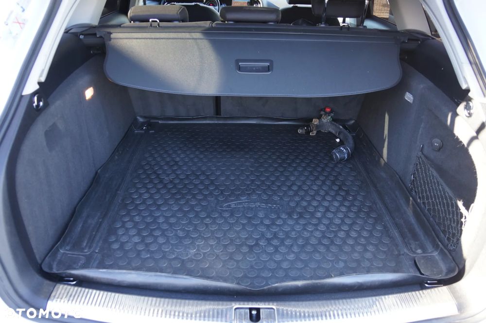 Audi A4 Avant - 30