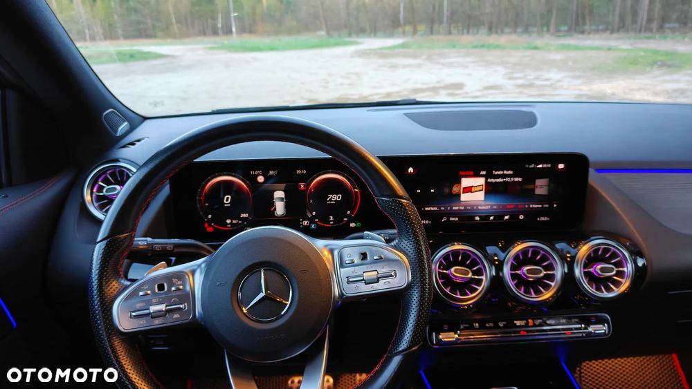 Mercedes-Benz GLA 200 AMG Line - 20