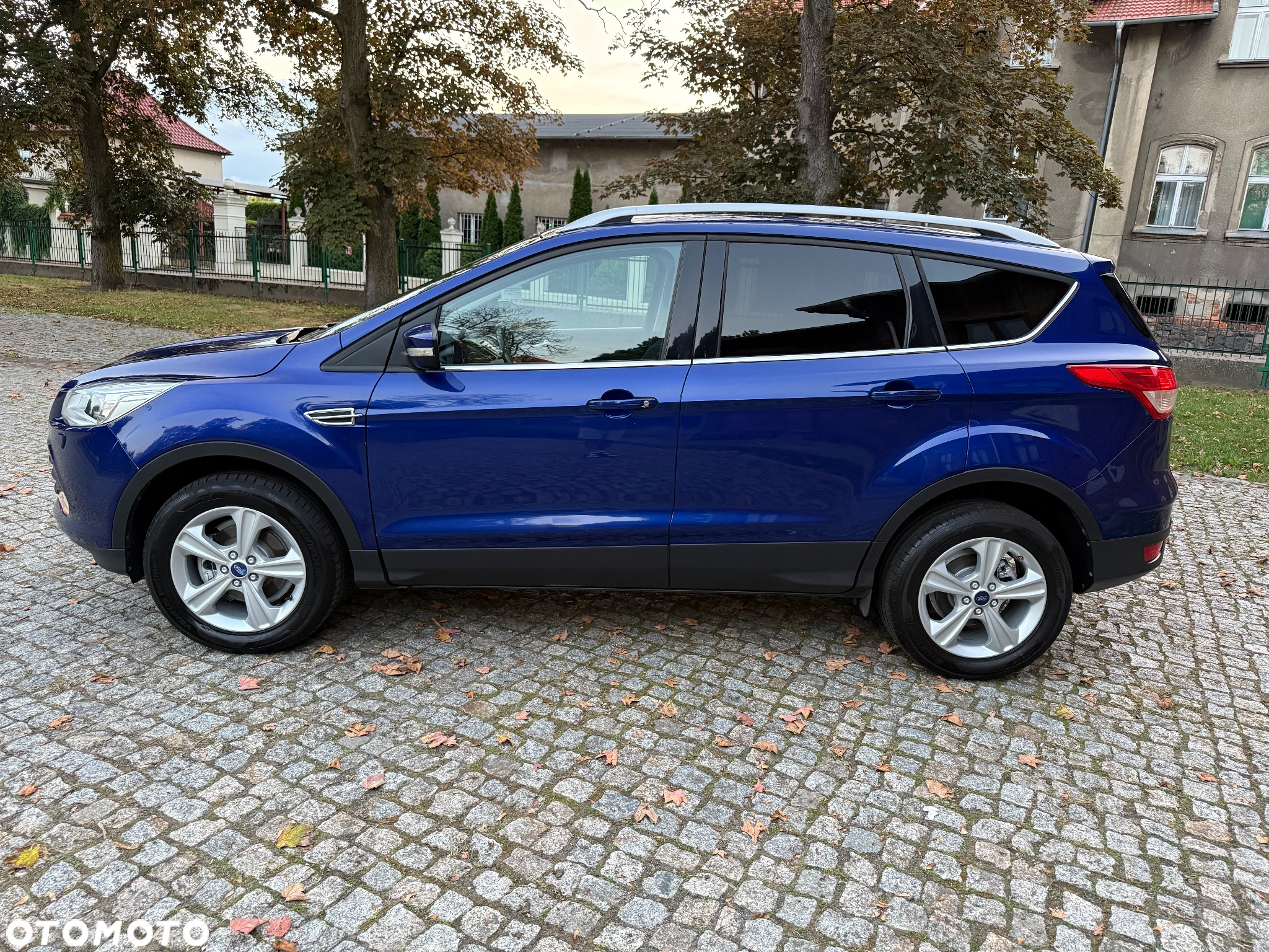 Ford Kuga - 2