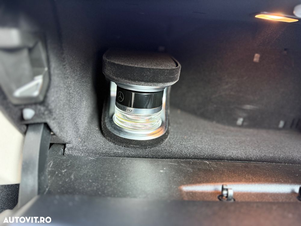 Mercedes-Benz E 220 d Coupe Aut. - 23