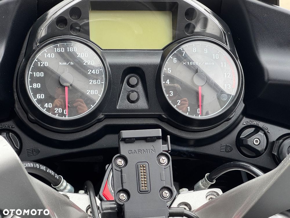 Kawasaki GTR - 12