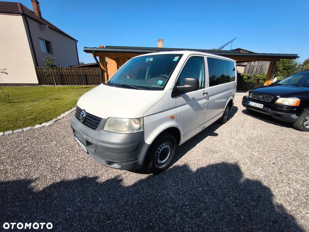 Volkswagen Transporter Shuttle L1 - 2