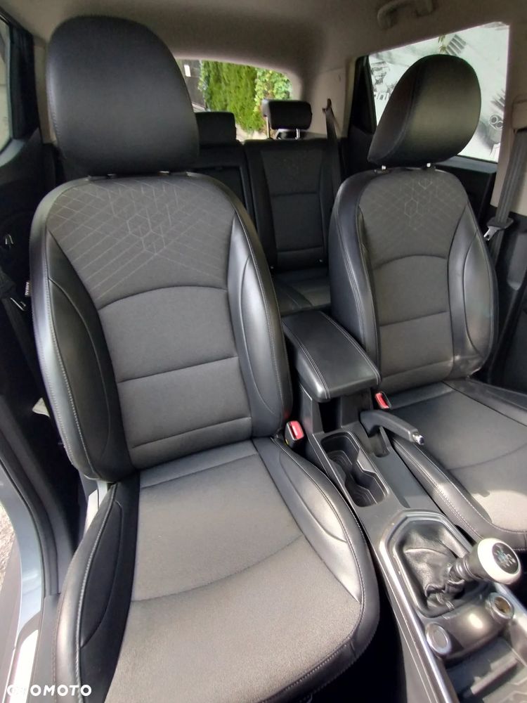 SsangYong/KGM Tivoli - 21