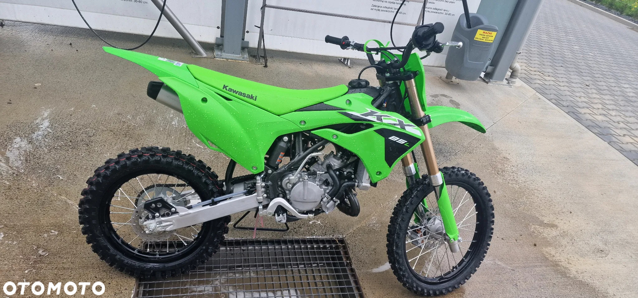Kawasaki KX - 38
