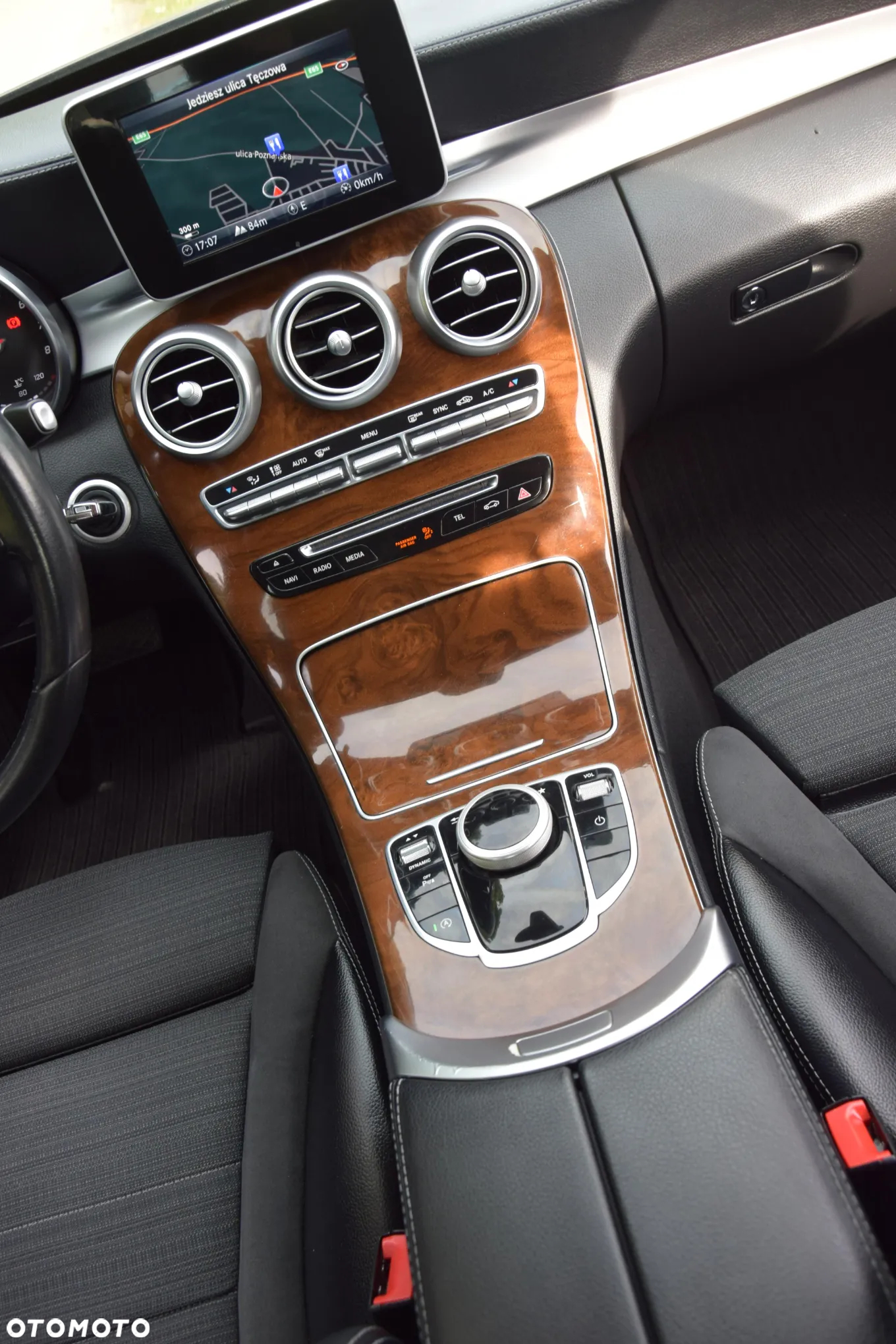 Mercedes-Benz Klasa C 200 9G-TRONIC - 16