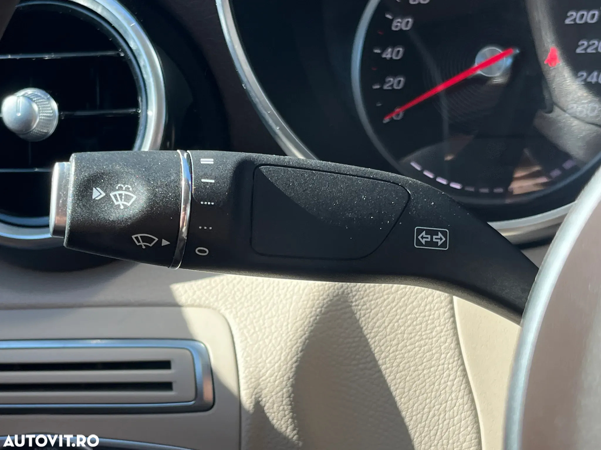Mercedes-Benz GLC 200 d 4Matic 9G-TRONIC - 17