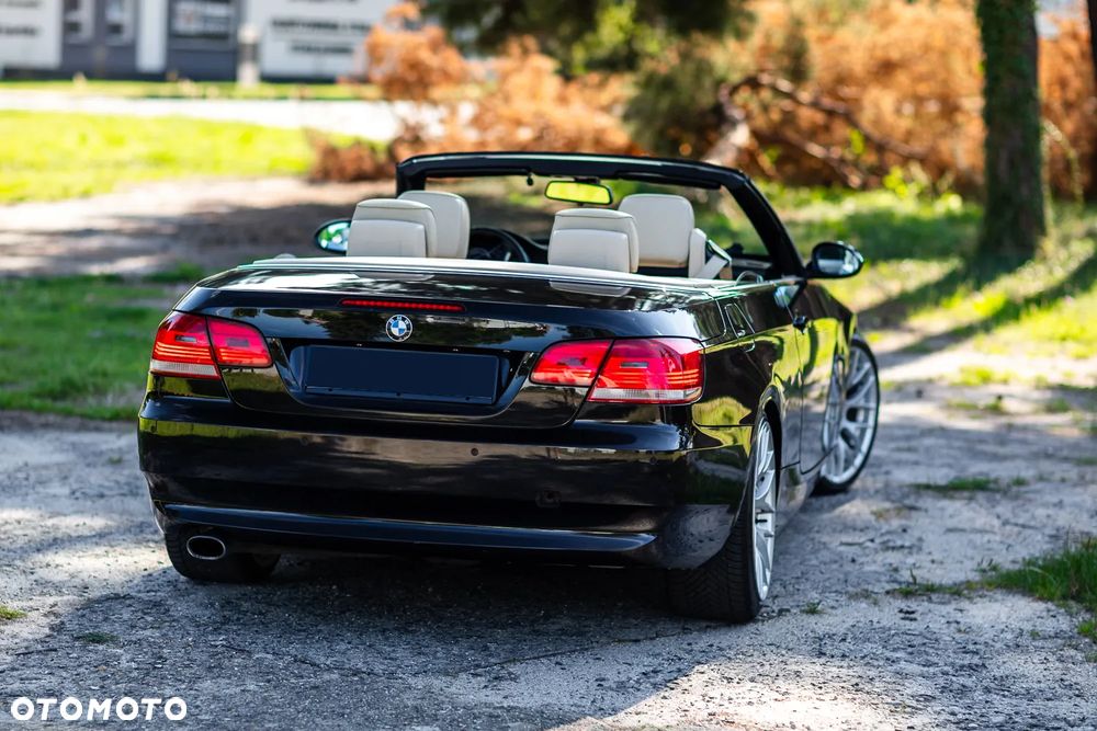 BMW Seria 3 320i Edition Exclusive - 11