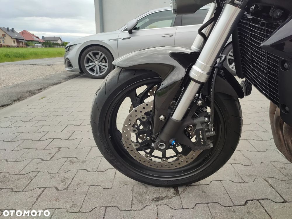 Honda CB - 8