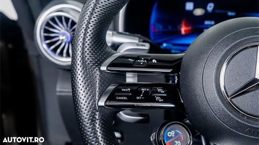 Mercedes-Benz SL - 33