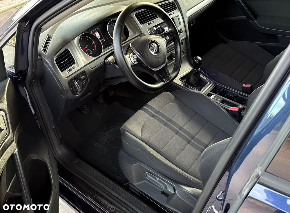 Volkswagen Golf 1.6 TDI BlueMotion Technology Comfortline - 16