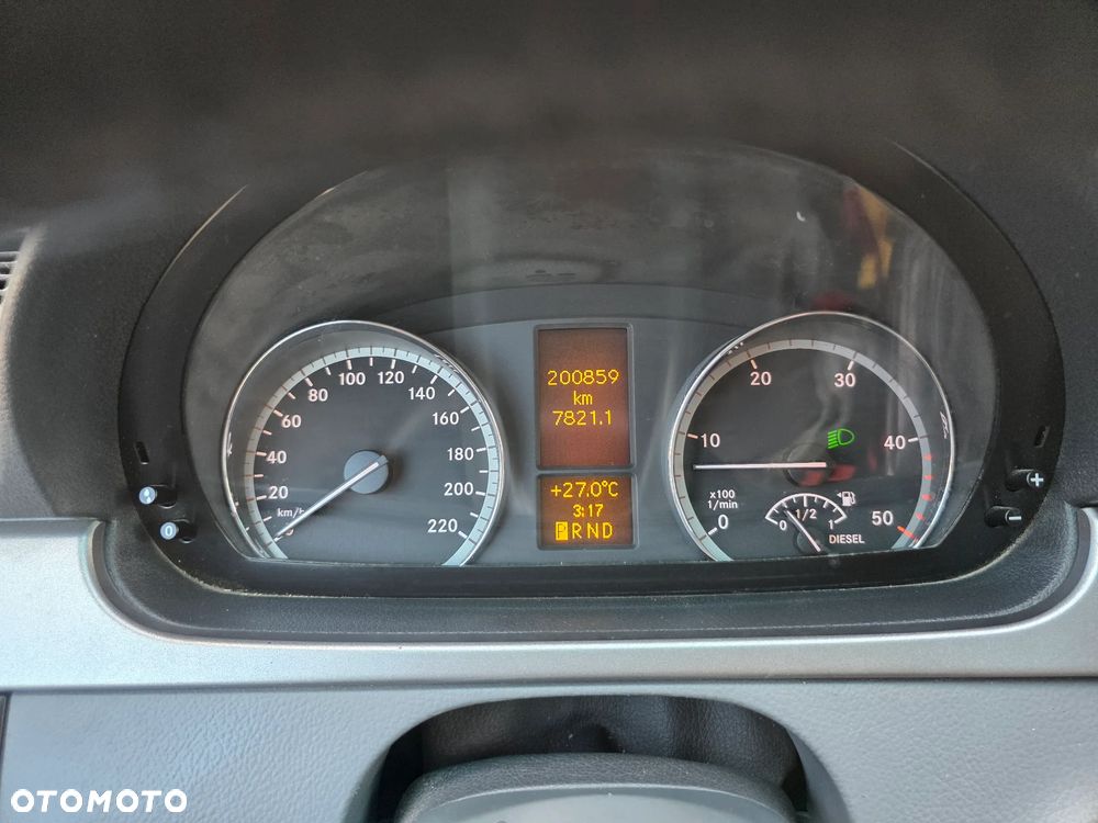 Mercedes-Benz Viano 3.0 CDI kompakt Automatik X-CLUSIVE DPF - 8
