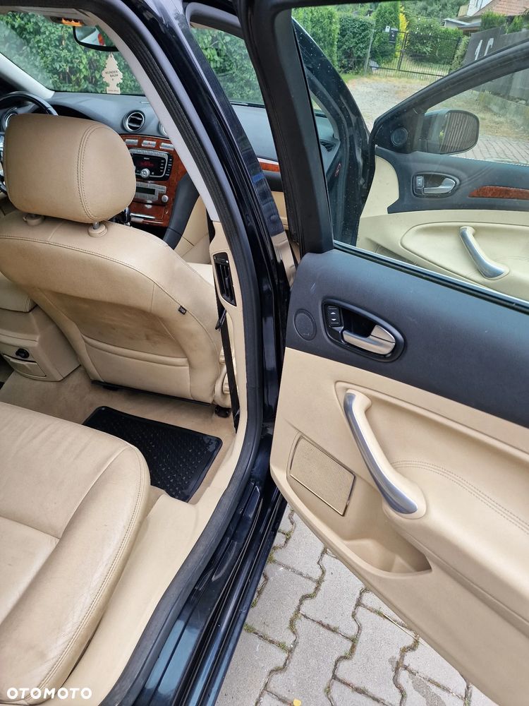 Ford Mondeo 1.8 TDCi Ghia - 9