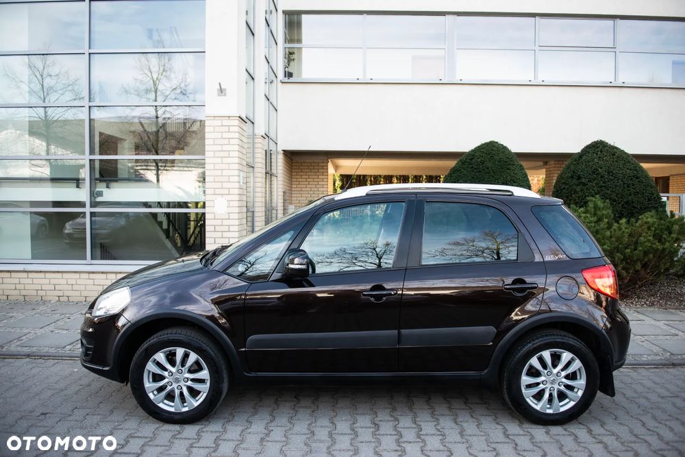 Suzuki SX4 1.6 VVT 4x4 Style - 3