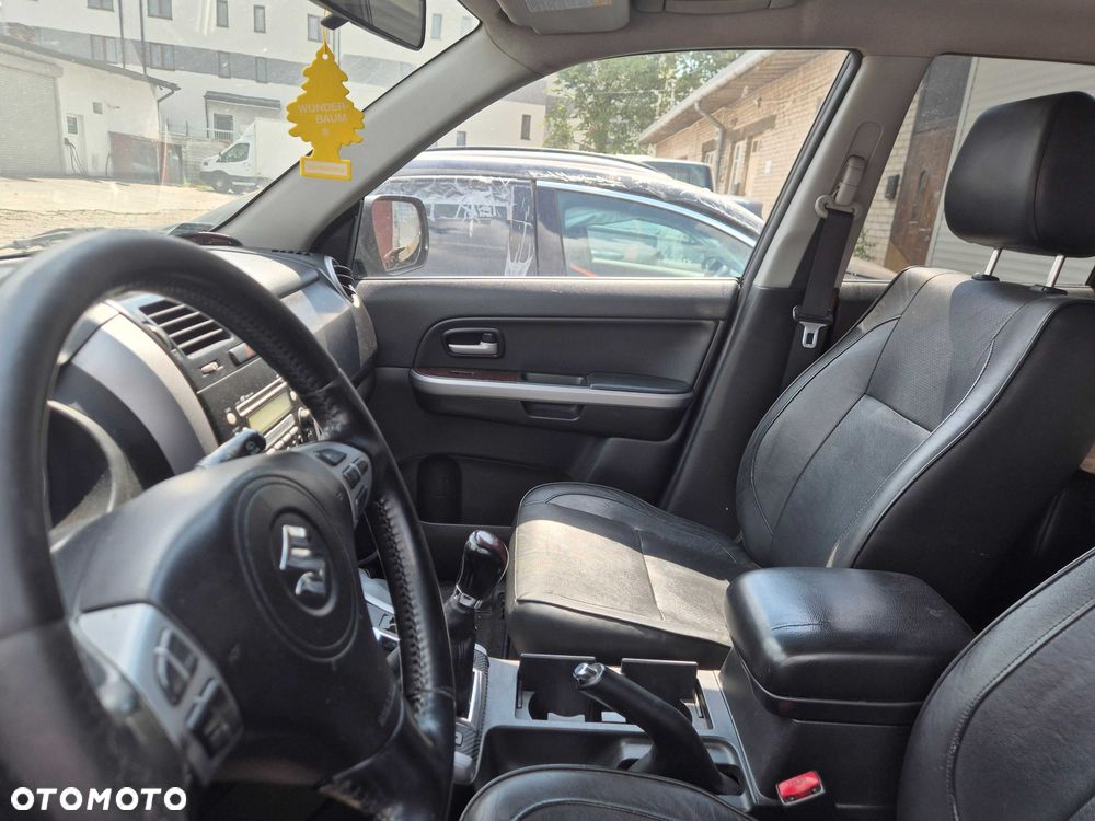 Suzuki Grand Vitara - 6