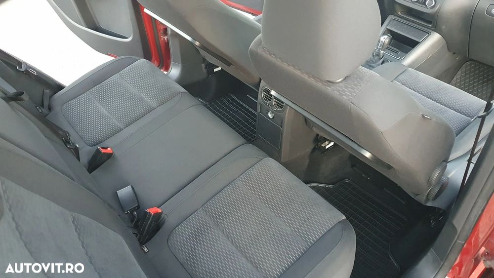 VOLKSWAGEN Golf Plus 2011 — imagine 12